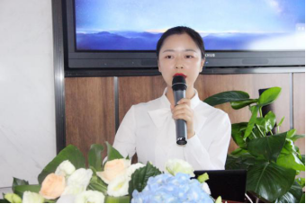 1534991307956596.png blob.png